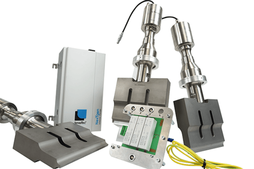 un-generateur-et-trois-sonotrodes-pour-soudage-par-ultrasons